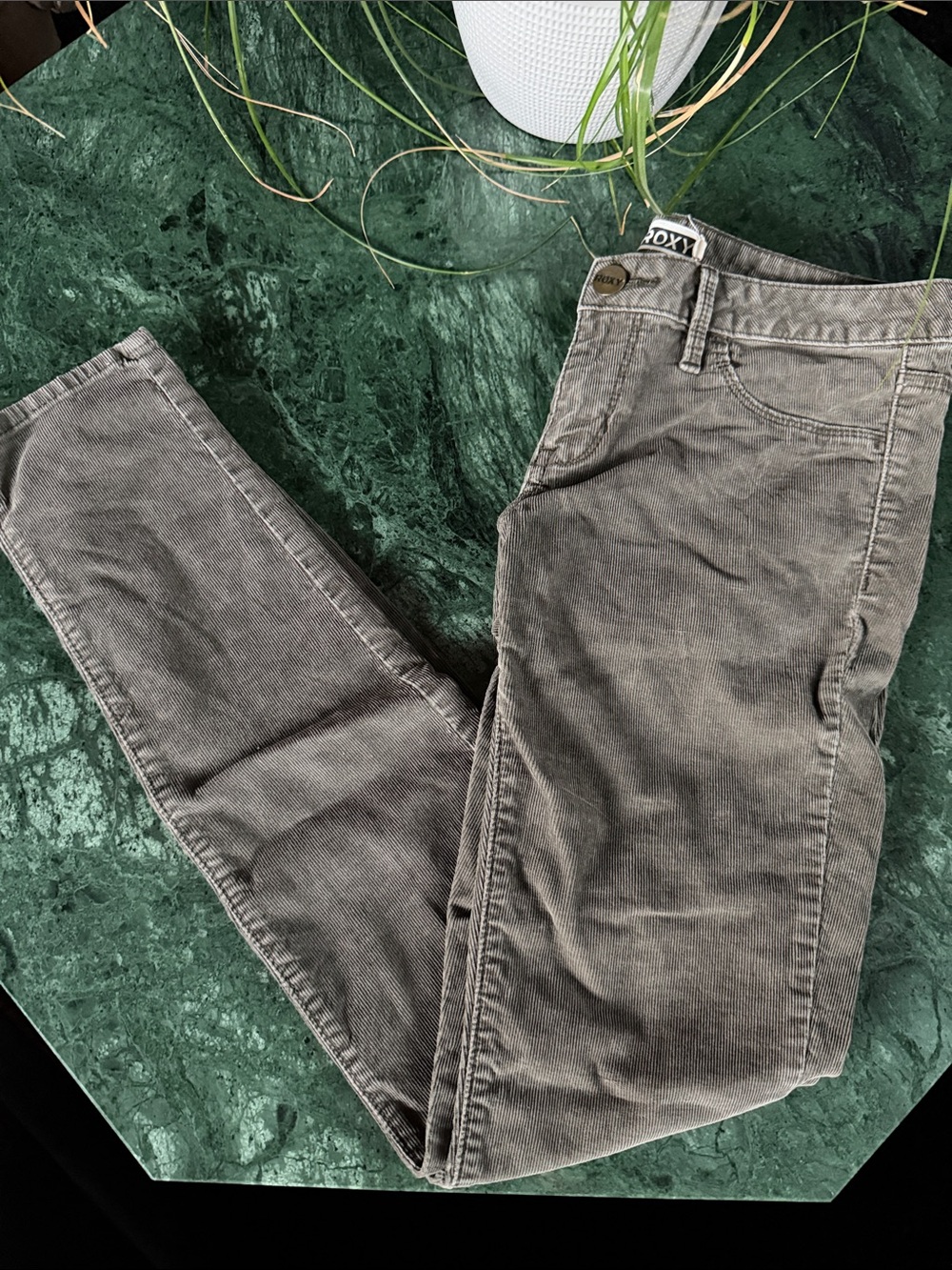 Roxy Vintage Low-Ride Skinny Corduroy Pants, Size 5